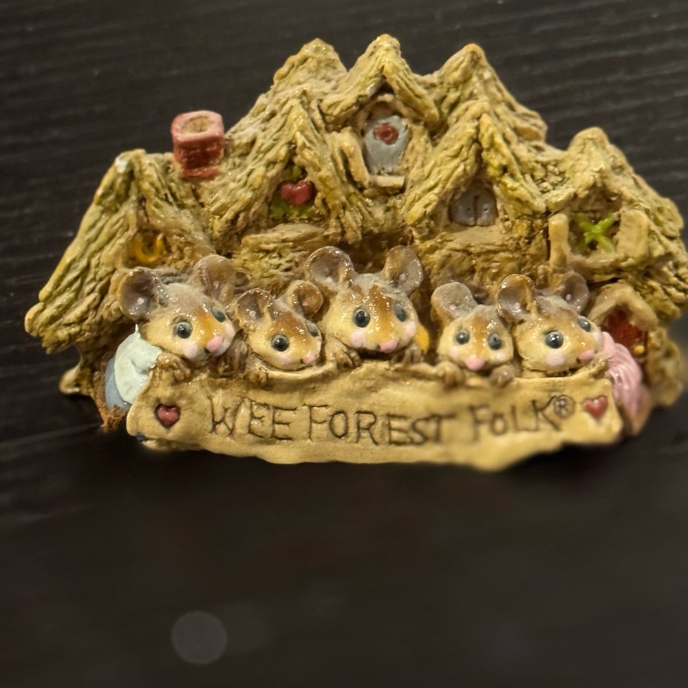 Retired 1984 Wee Forest Folk Display Plaque Mouse Figurine Signed